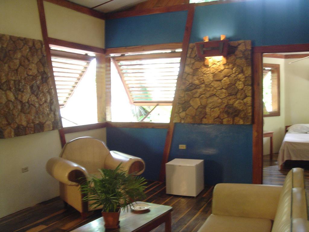 Whistling Bird Hotell Negril Eksteriør bilde