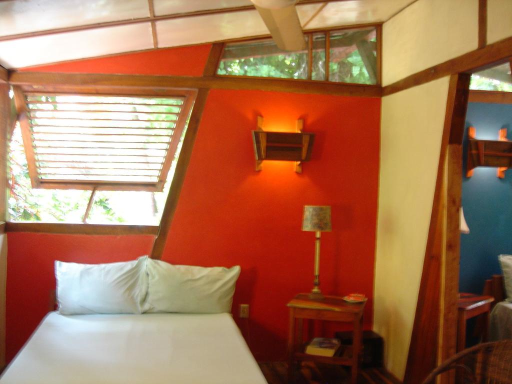 Whistling Bird Hotell Negril Eksteriør bilde
