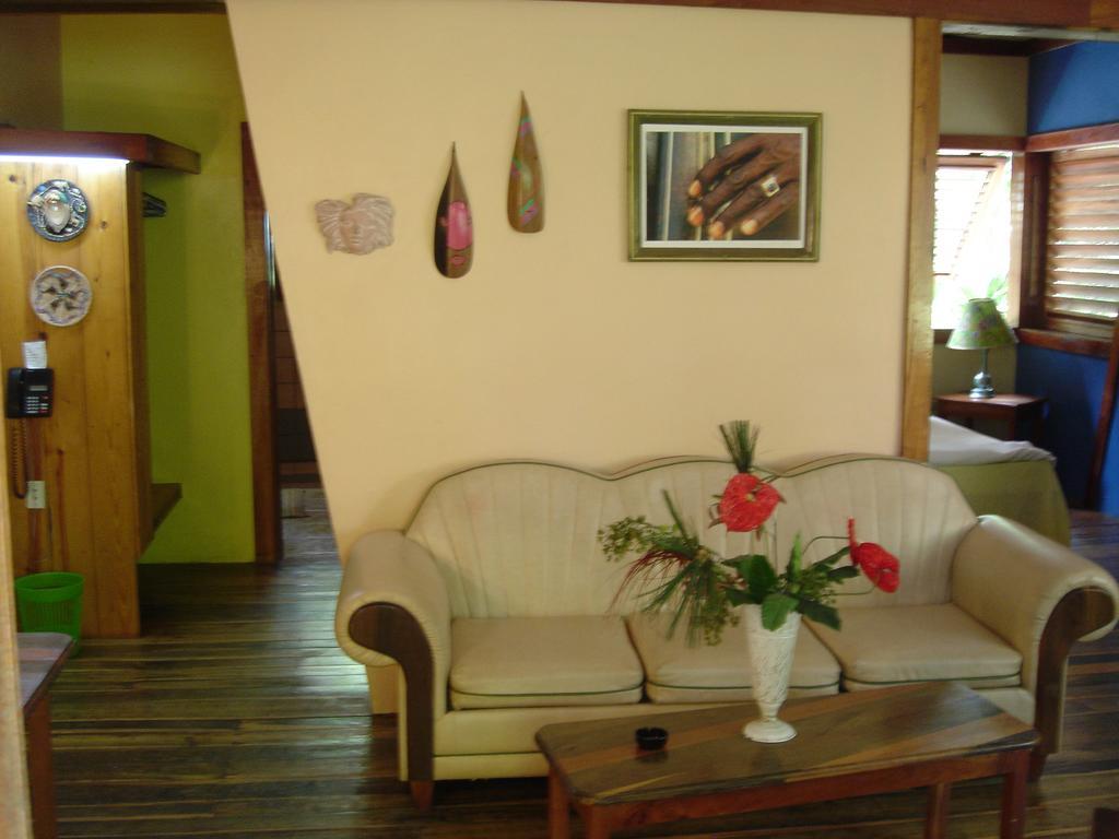Whistling Bird Hotell Negril Eksteriør bilde