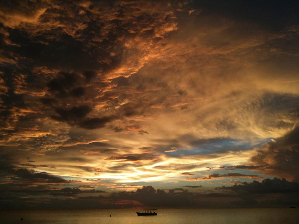 Whistling Bird Hotell Negril Eksteriør bilde
